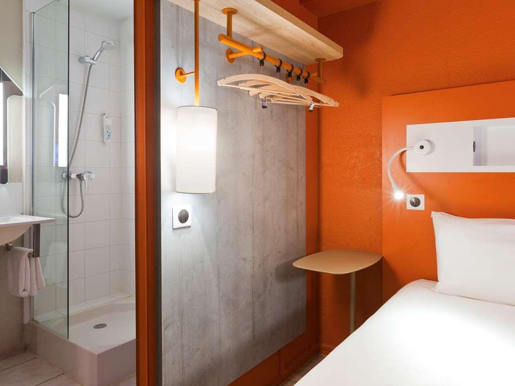 Ibis Budget Chilly-Mazarin Les Champarts الغرفة الصورة