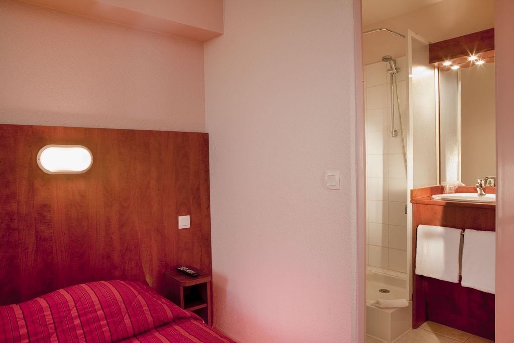 Ibis Budget Chilly-Mazarin Les Champarts الغرفة الصورة