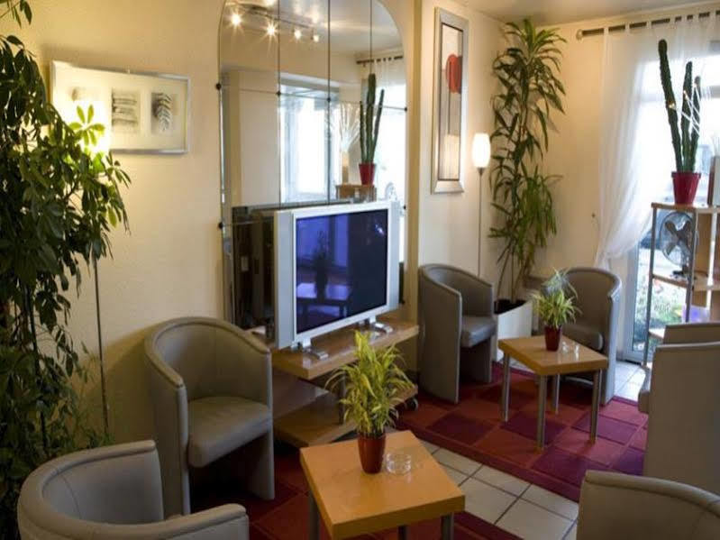 Ibis Budget Chilly-Mazarin Les Champarts المظهر الخارجي الصورة