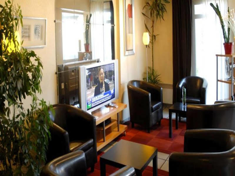 Ibis Budget Chilly-Mazarin Les Champarts المظهر الخارجي الصورة