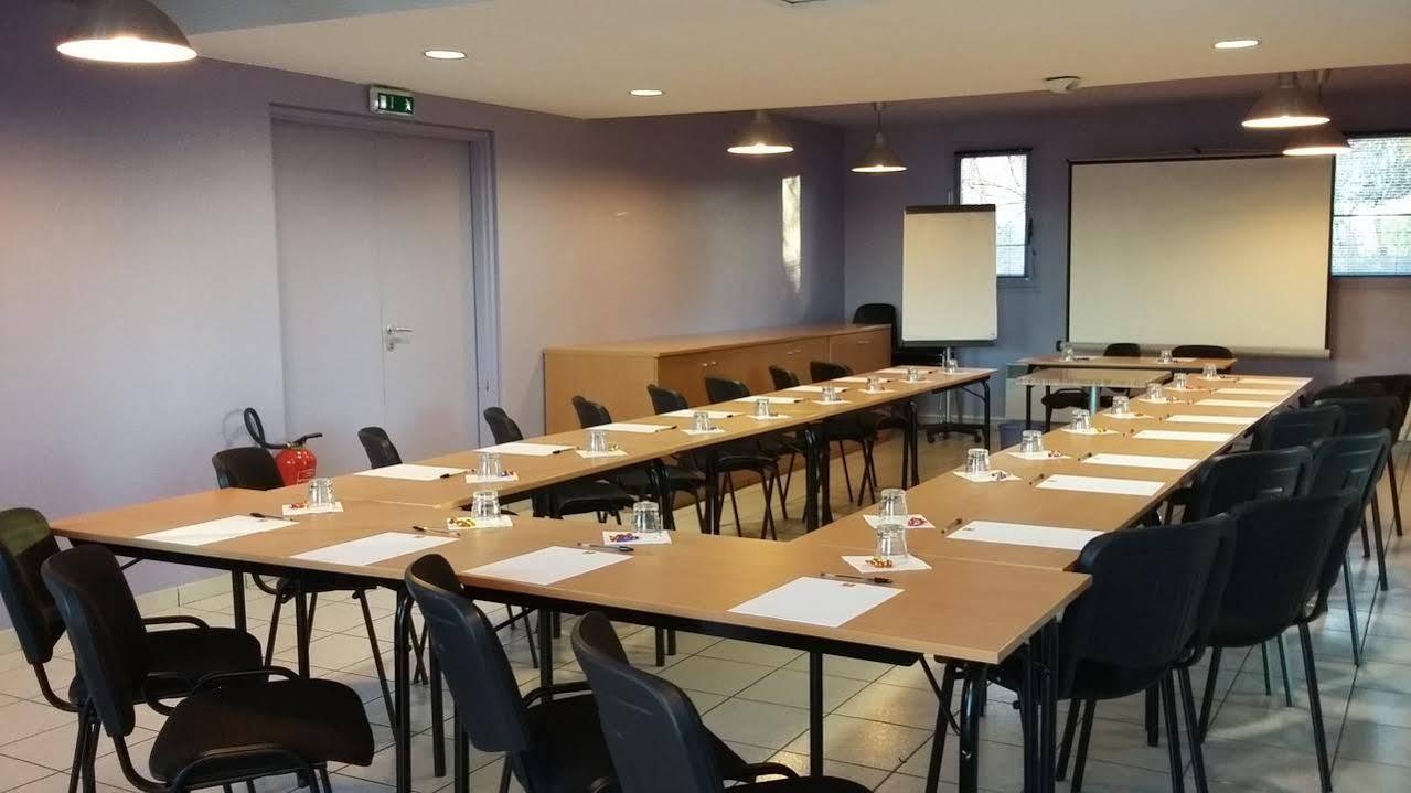 Ibis Budget Chilly-Mazarin Les Champarts المظهر الخارجي الصورة